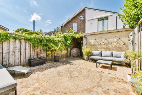 Courtyard Patio Service in Goodyear